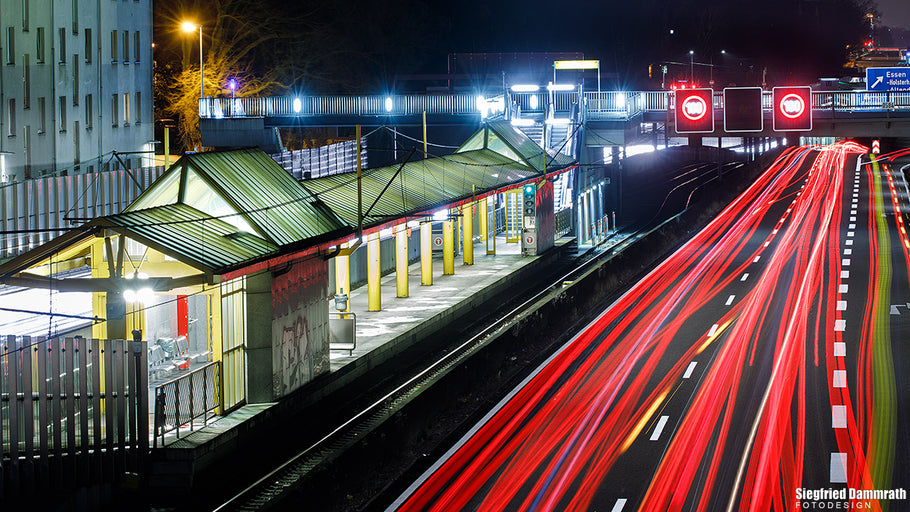 KURIOSITÄT – eine U-Bahn Haltestelle auf der Autobahn